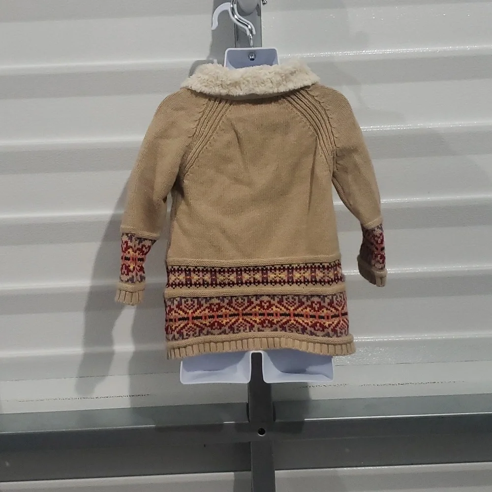 Savannah brand sweater size‎ 2T